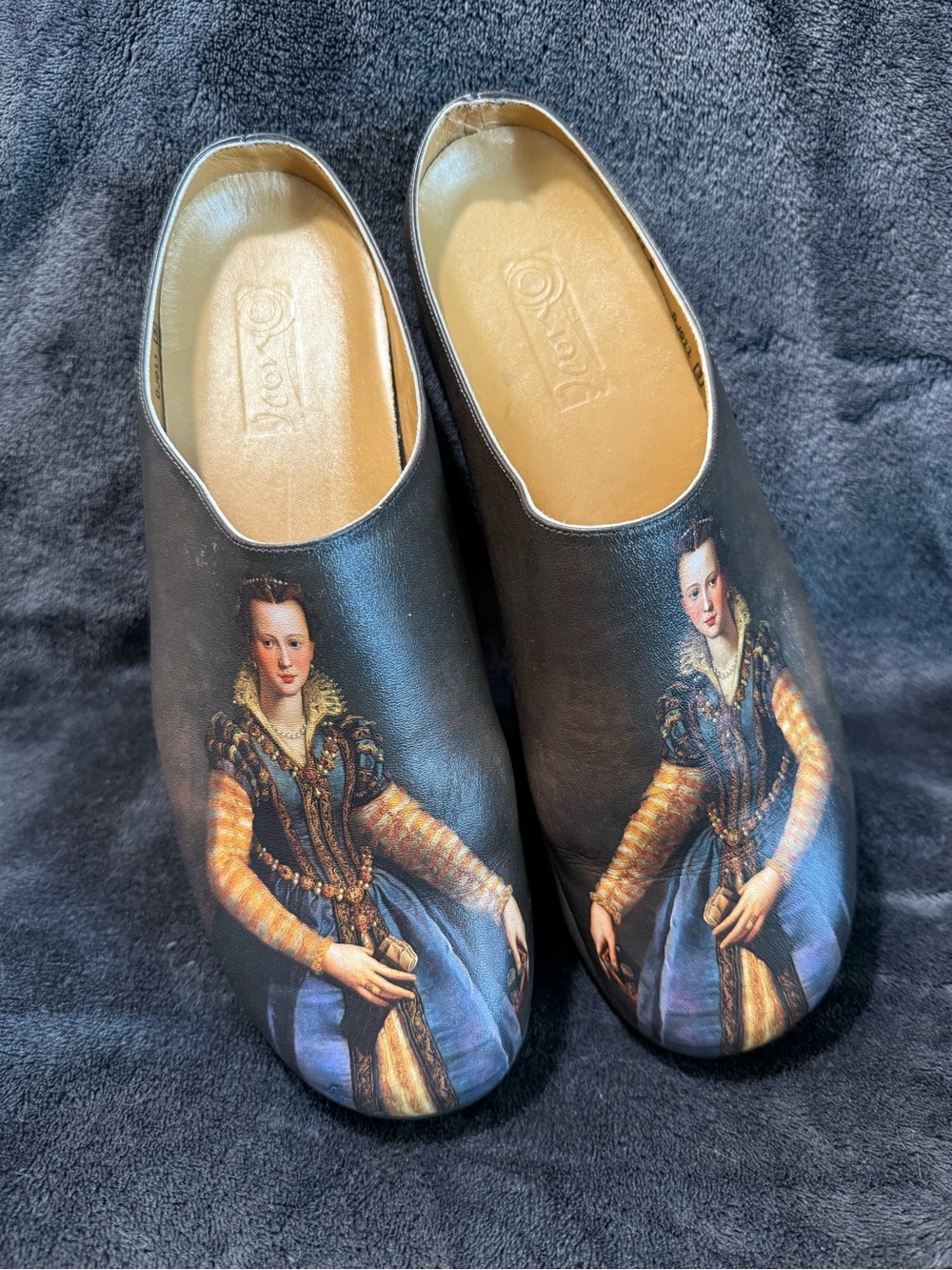 Icon Shoes Clogs Portrait of Lucrezia de' Medici" (circa 1560) Sz 11 M